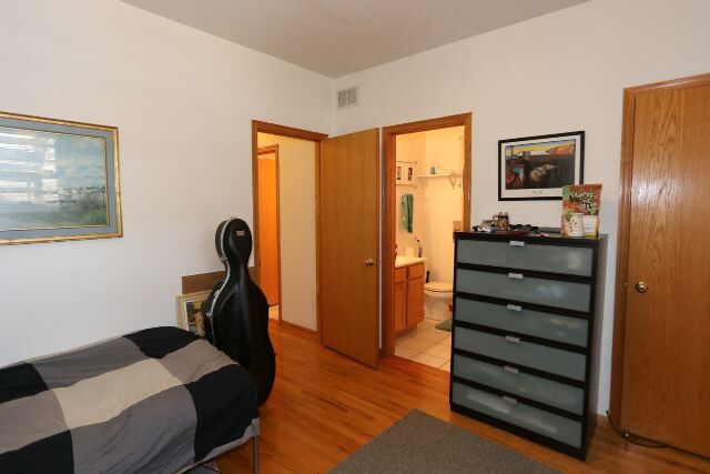 Building Photo - 1033 N Mozart St