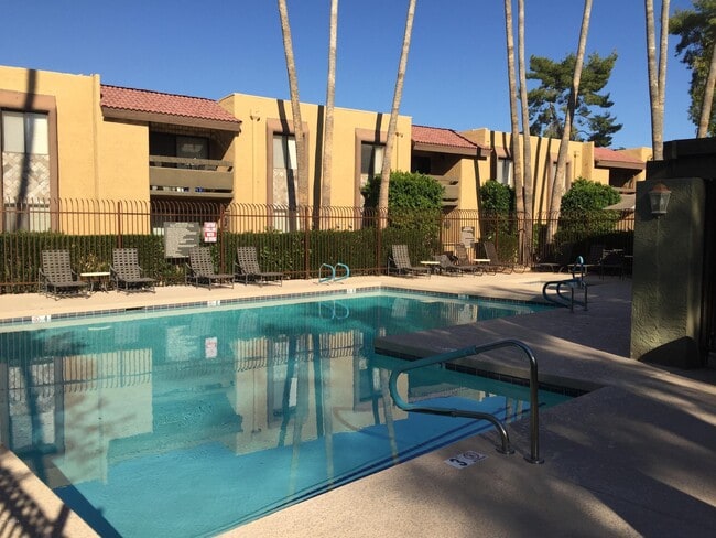 Building Photo - 8500 E Indian School Rd