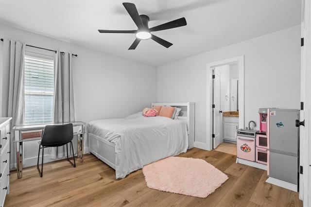 Building Photo - 624 Mossycup Oak Dr