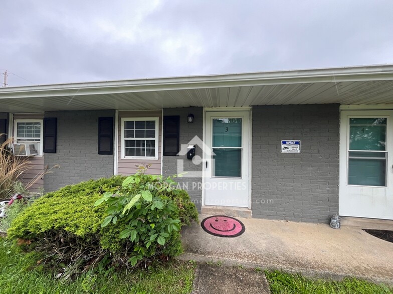 Primary Photo - 2320 State St