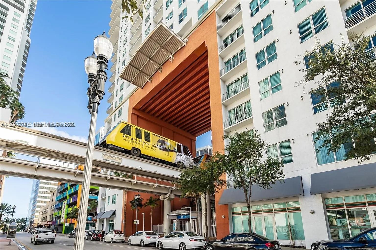 Building Photo - 133 NE 2nd Ave