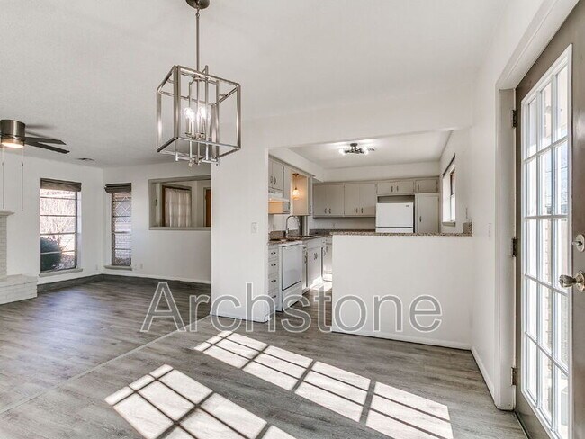 Building Photo - 4506 NW 26th St