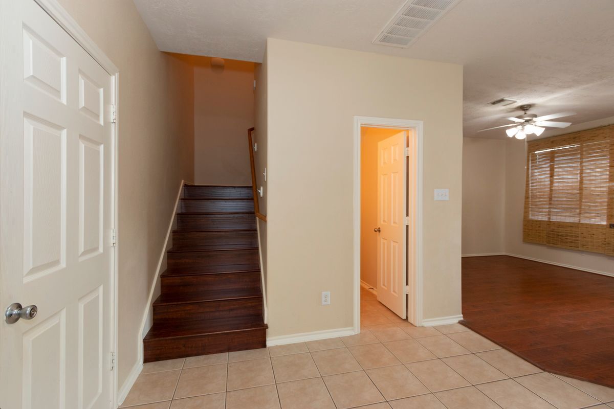 Building Photo - 25227 Boulder Bend Ln