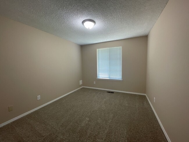 Building Photo - 8125 W Imnaha Ave