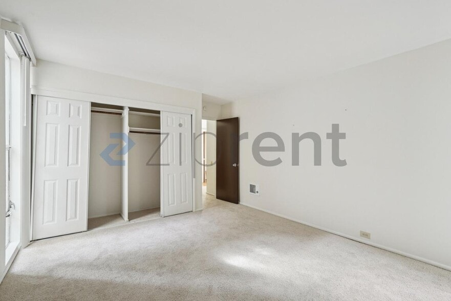 Building Photo - 365 Perkins St