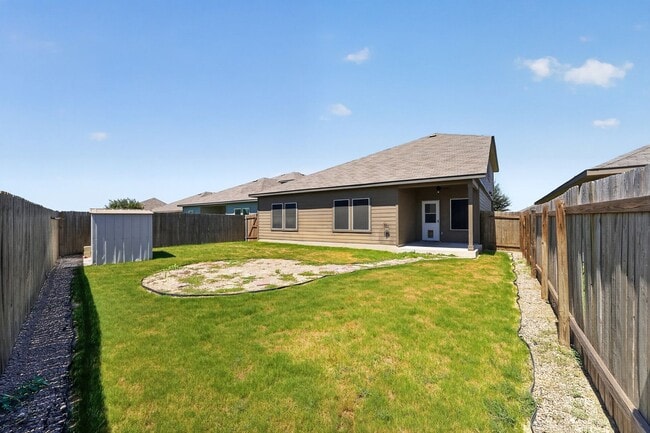 Building Photo - 2130 Silver Maple