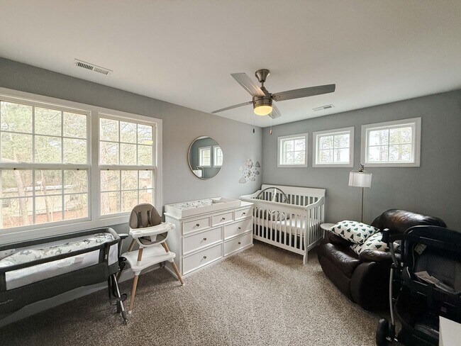 Building Photo - 7019 Laurinburg Rd