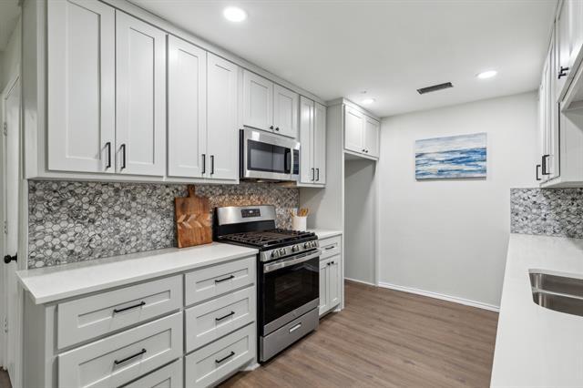 Building Photo - 826 Meadowview Ln