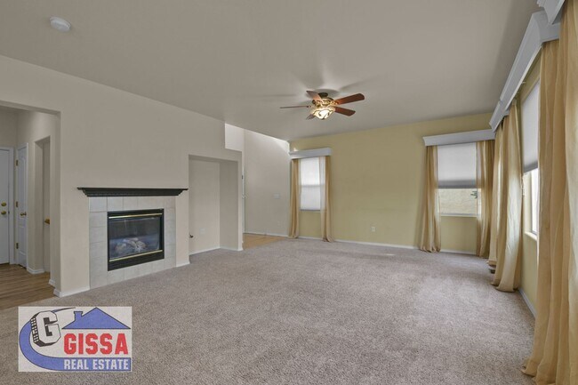 Building Photo - Beautiful home available to move in on 08/05/2026 but not before!