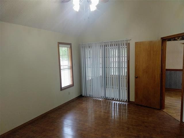 Building Photo - 6218 Paradise Dr