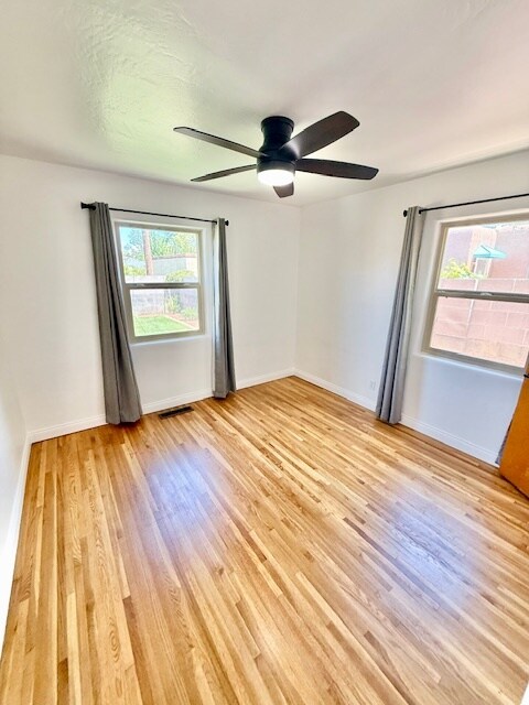 Building Photo - 4221 Broadmoor Ave NE