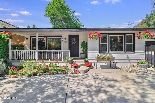 Building Photo - 279 Lake Sherwood Dr