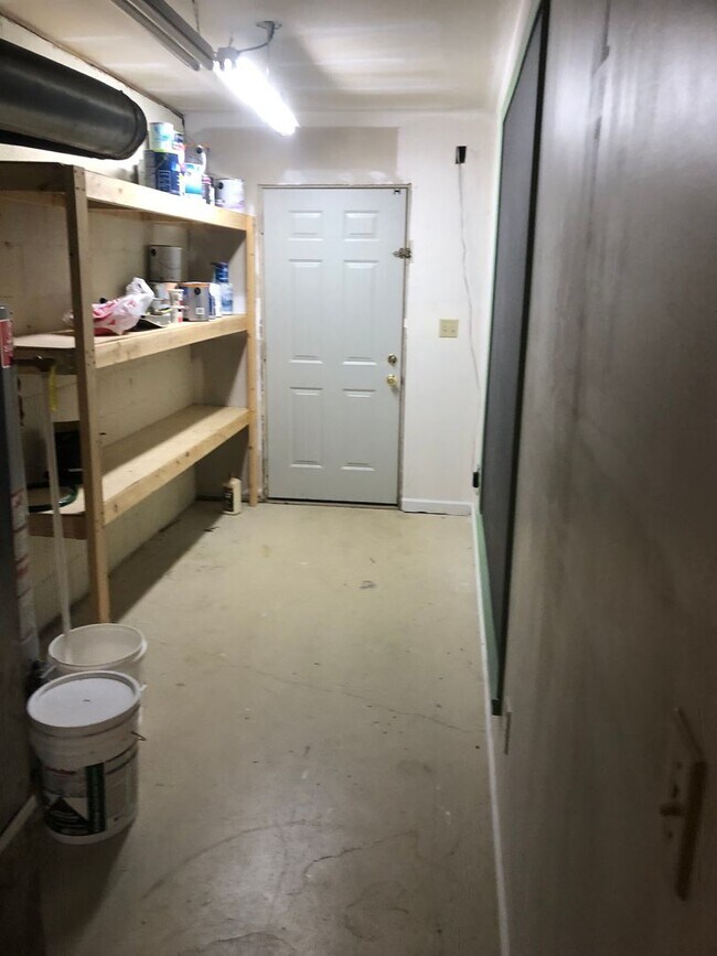 Building Photo - 3 Bedroom/3.5 Bath 2 story Condo - Kingsport, TN 37663