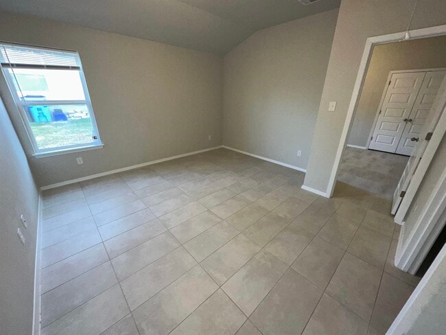 Building Photo - 3702 Austin Cove