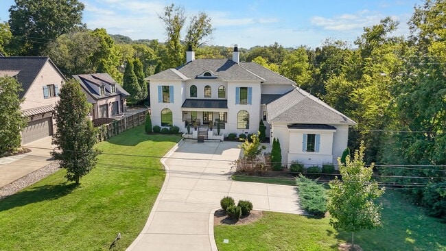 Building Photo - 3311 Skyline Dr