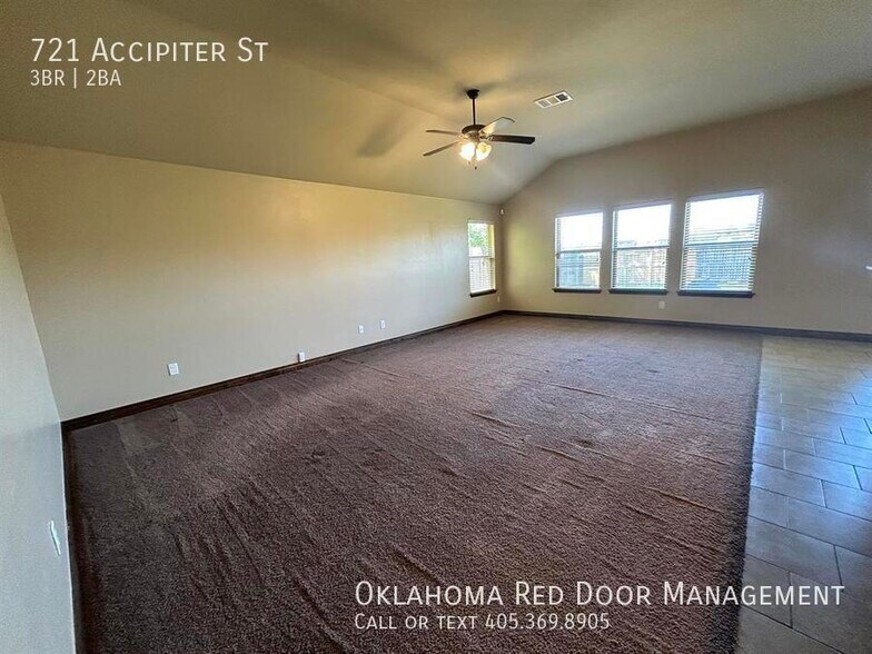 Building Photo - 721 Accipiter St