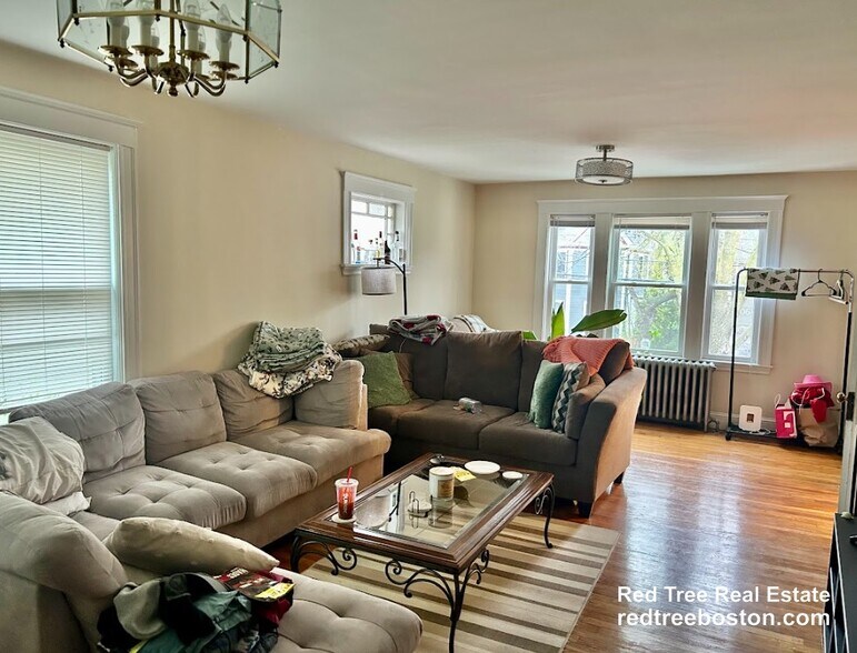 Building Photo - 209 Aspinwall Ave