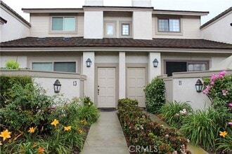 Building Photo - 11 Starshine