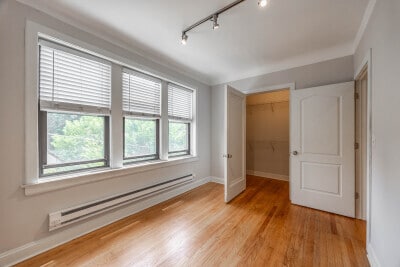 Building Photo - 2322 N Rockwell St