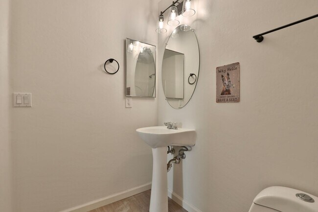 Building Photo - Beautiful Gilbert 3 bed/ 3 bath in Gilbert's The Gardens Community