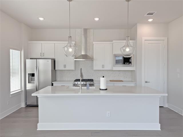 Building Photo - 909 Ash Rd