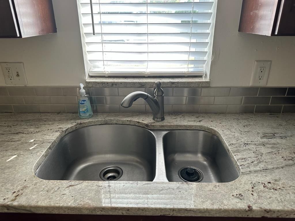 Building Photo - 3001 NW 4th Ter