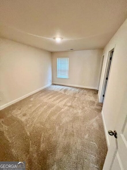 Building Photo - 600 Rosehill Ln SW