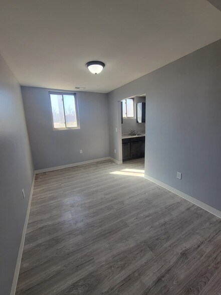 Building Photo - 1808 N James H McGee Blvd