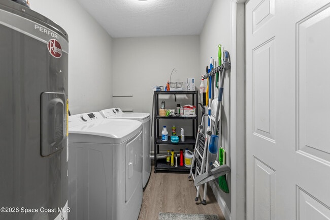 Building Photo - 2395 Port Malabar Blvd NE