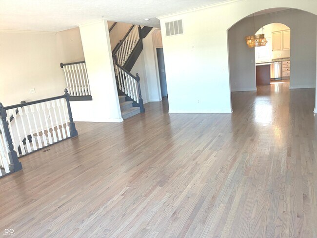 Building Photo - 70 Guilford Trail Dr