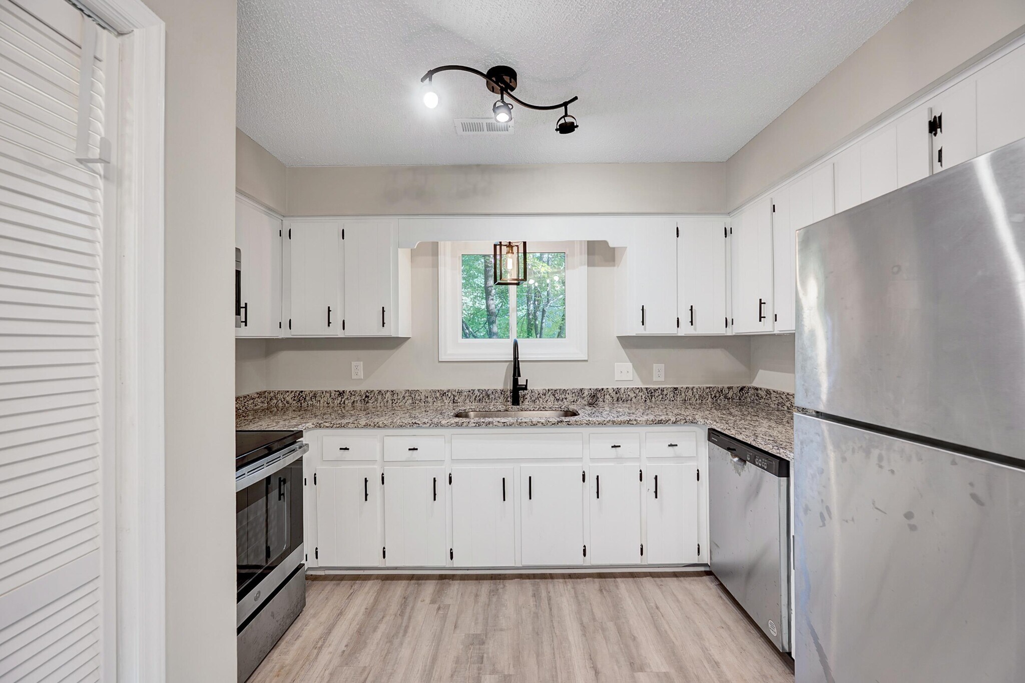 Building Photo - 4115 Arckelton Dr