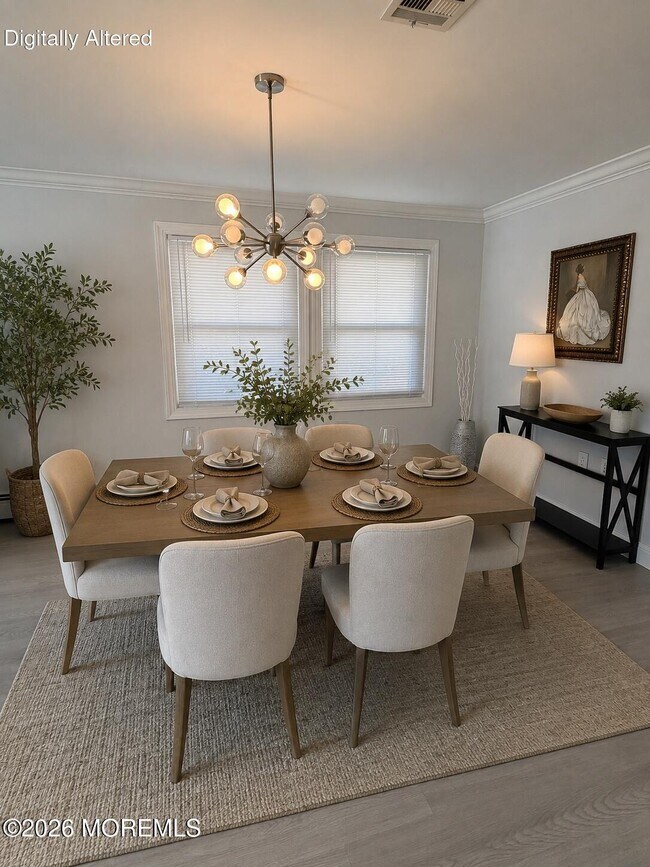 Building Photo - 15 St Tropez Ct