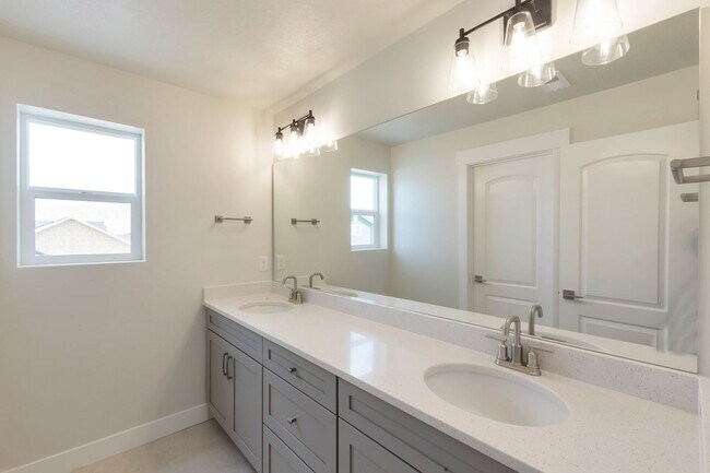 Building Photo - SPECTACULAR VIRTUALLY NEW HOME IN SOUGHT A...