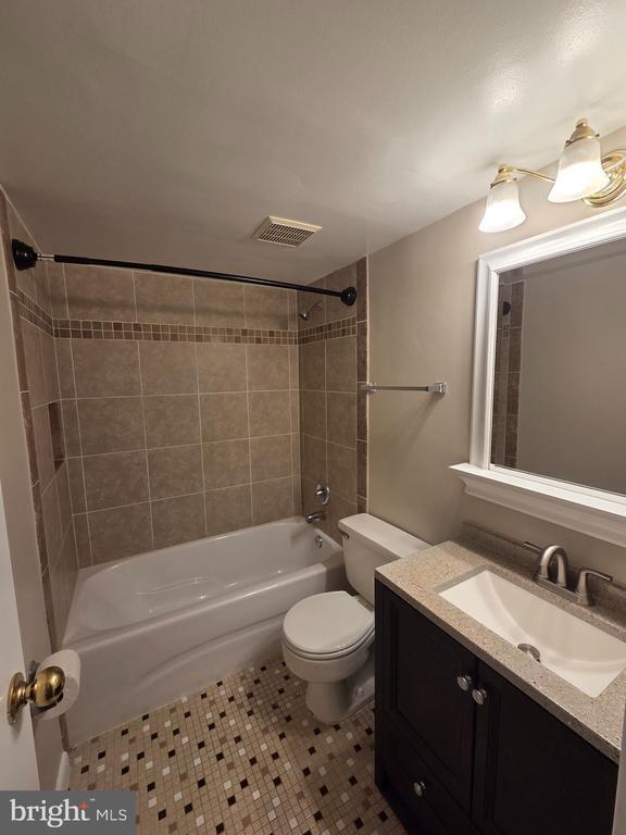Building Photo - 11723 Karbon Hill Ct