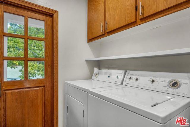 Building Photo - 10281 Dunleer Dr