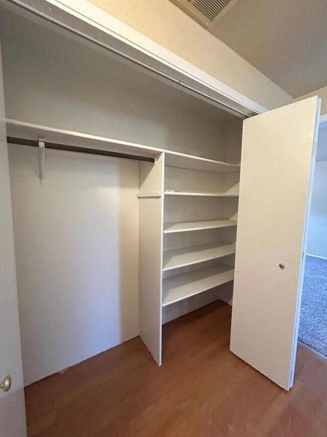 Building Photo - Corner Lot Home w/ Giant Yards, Covered Patio & Minutes to Boise Spectrum Center!