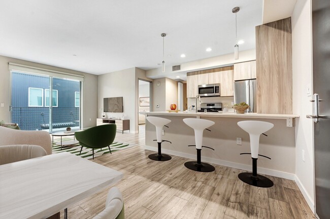 Building Photo - The Blvd Lofts