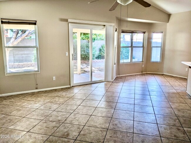 Building Photo - 3030 W Rose Garden Ln