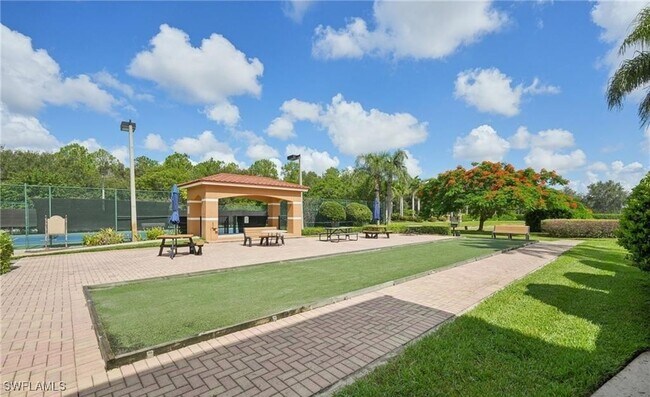 Building Photo - 1840 Florida Club Cir