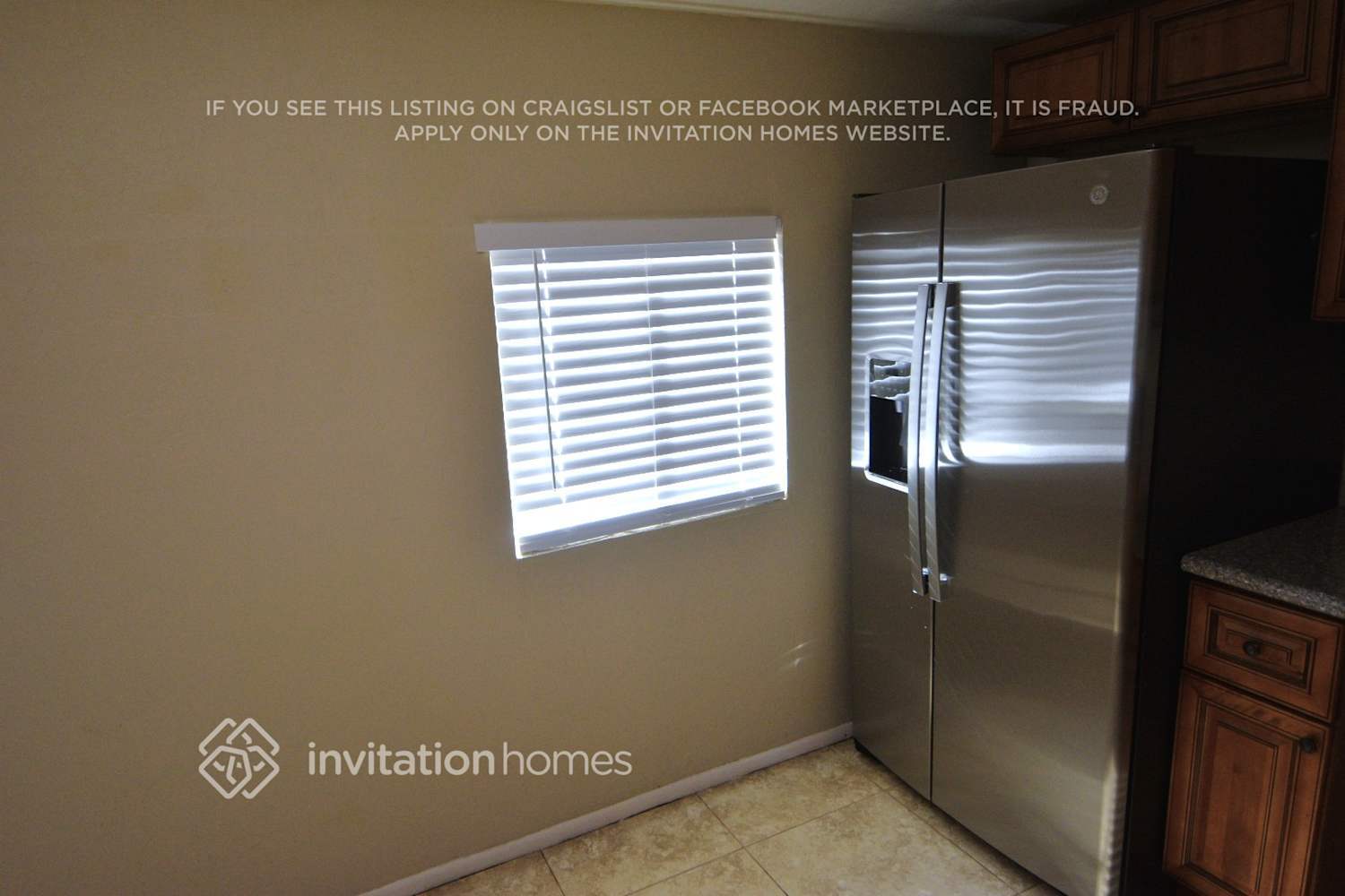 Building Photo - 2039 E Osborn Rd