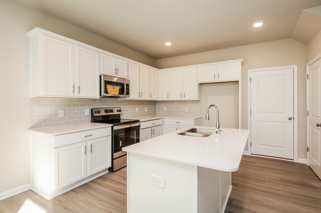 Building Photo - 3421 Sugarberry Dr