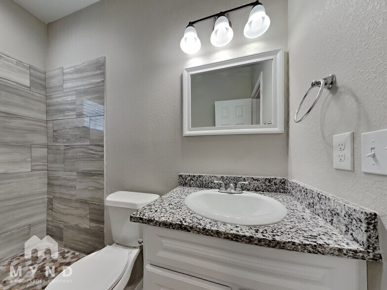 Building Photo - 16871 W Juneau St