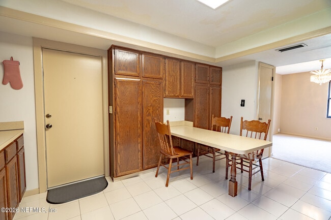 Building Photo - 4909 Beige St