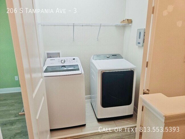 Building Photo - 206 S Tampania Ave