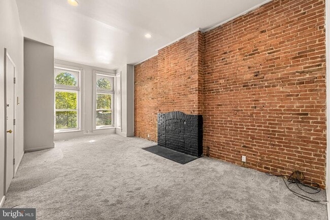 Building Photo - 1502 W Mt Royal Ave