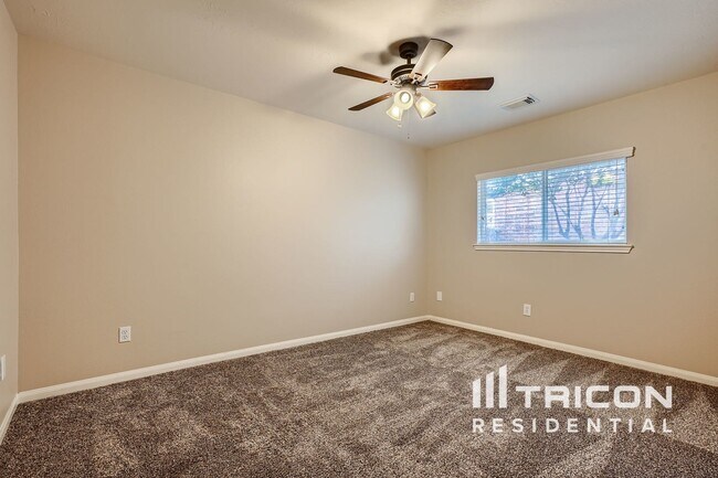 Building Photo - 11007 Overland Trail Dr