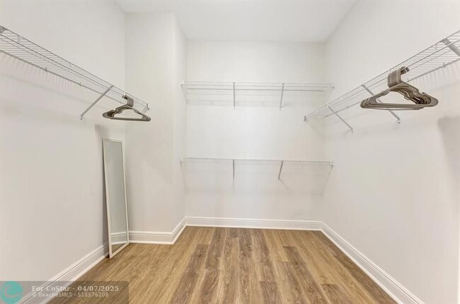 Building Photo - 16216 Sea Turtle Pl
