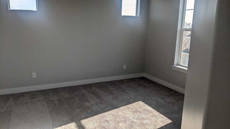 Building Photo - 422 N 360 W