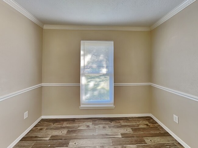 Building Photo - 2855 Pilgrims Point Dr