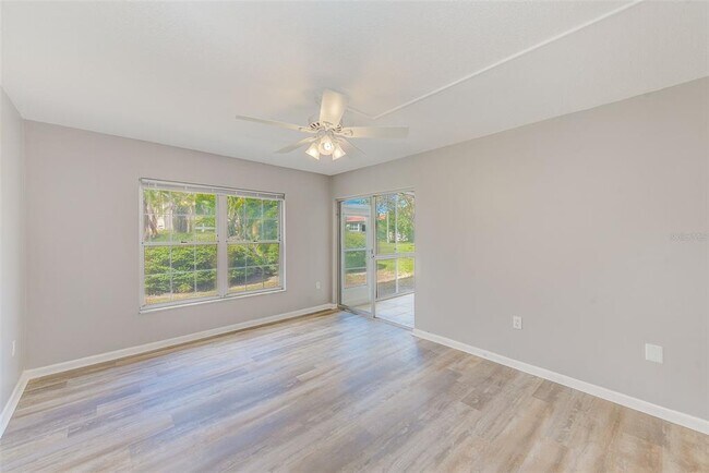 Building Photo - 10280 Imperial Point Dr W